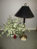 Brass Table Lamp W/floral Arrangement