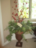 Large Urn W/xmas Greenery & Lights