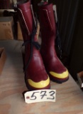 (1) Pair rubber boots, size small Ranger