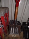 (5) Aluminum wood handled shovels