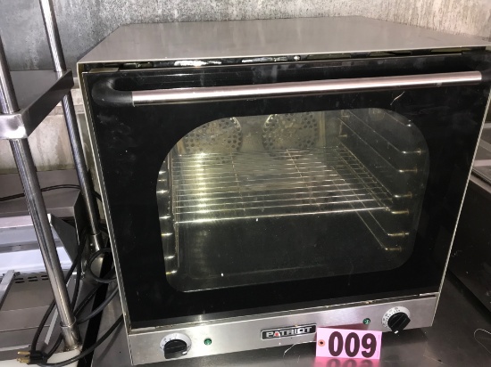 Patriot SS convection oven, model FMCOH-2670W, 2'w x 2'h x 1'9"d