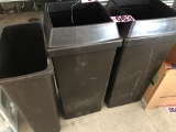 (3) Plastic trash cans