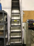 8ft Wood step ladder
