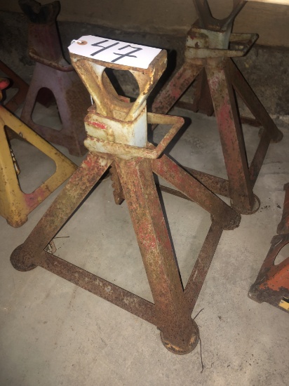 Pair of jack stands, 18"