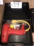 Aero electric staple gun