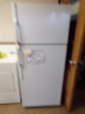 Hotpoint GE refridgerator/freezer model: HTS18GBSARWW