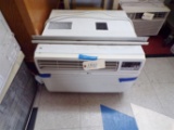 LG window A/C 12.000 btu