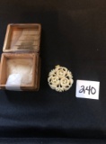 Ivory floral pendant w/ wooden box