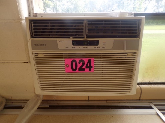 Frigidaire window AC unit w/ remote control (Rm 304)