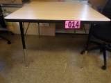 3ft x 3ft adjustable square table (Rm 306)