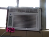 Comfort Air window ac unit 12,000 btu w/ remote (Faculty lounge)