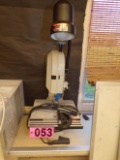 Delta Shopmaster desk bandsaw (4th gr rm)