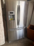 Samsung SS 26 cu ft refrigerator w/ pull out freezer bottom drawer  NO SHIP