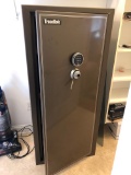 Tredlock Combo & Digital safe 28''w x 63''H x 21''d NO SHIPPING ON THIS ITEM!