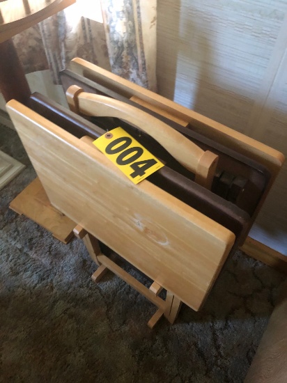 Wood TV trays & holder -NO SHIPPING