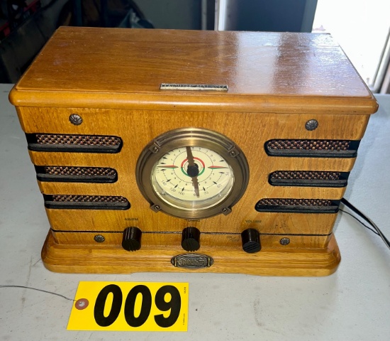 Crosley reproduction radio