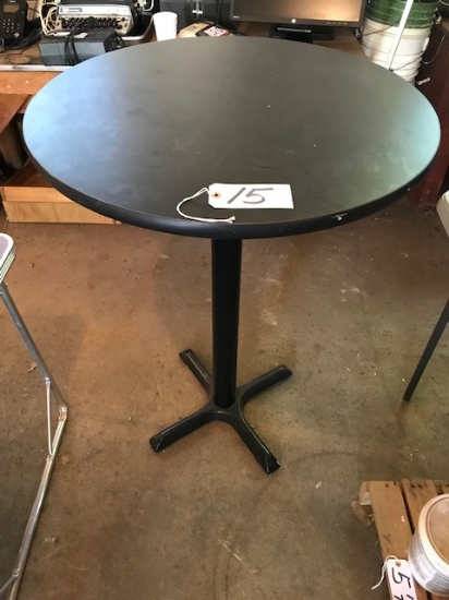 Round pedestal bistro table, 30"