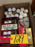 Assorted golf balls: Nike, Titilest, Spalding