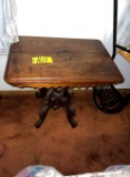 Antique Duncan Phyfe style pedestal table