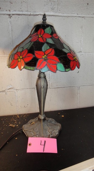 Art glass lamp w/Glass flower lamp shade, 21"T x 12"W