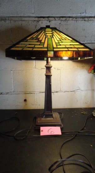 Art glass lamp w/Glass lamp shade , 25"T x 16"W