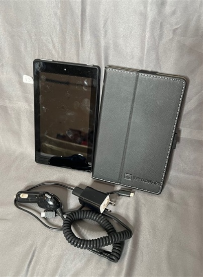 "Amazon 8.5"" tablet, model: SRO43KL, w/ leather case, USB & car chargers