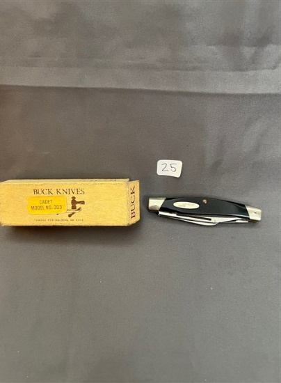 Buck Knives Buck pocket knife, Cadet Model No. 303 in box