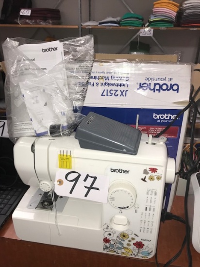 Brother JX2517 sewing & stitiching machine w/ foot pedal