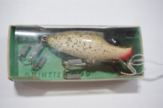 The Paw Paw Bait Co Speckled Lure