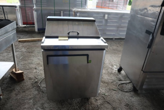 Motak MST-28 Prep Table