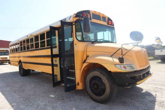 2010 IC CE MaxxForce 7 Bus