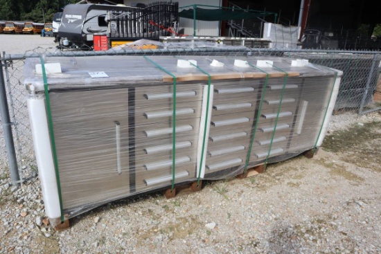 Chery Ind. 10' 18-Drawer Workbench (Unused)