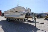 2004 Godfrey Aqua Patio 240LE