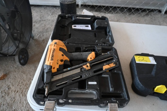 Bostitch Smart Point Angled Finish Nailer