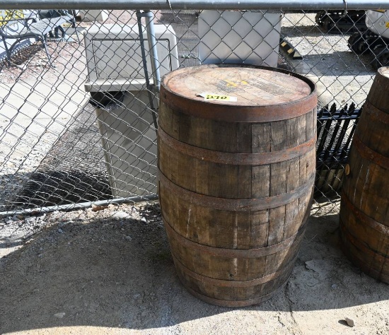 Whiskey Barrel (1)