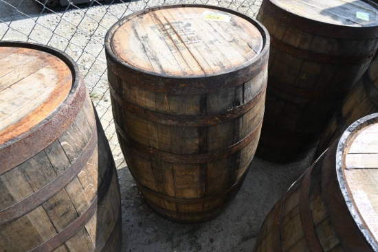 Whiskey Barrel (1)