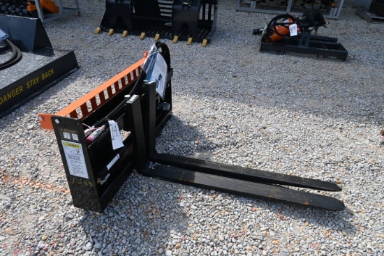 Wolverine PFA-11-3300G Hyd. Skid Steer Pallet Forks (Unused)