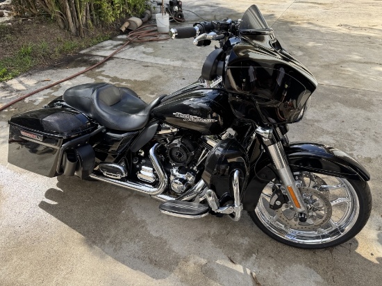 2015 HARLEY DAVIDSON STREET GLIDE