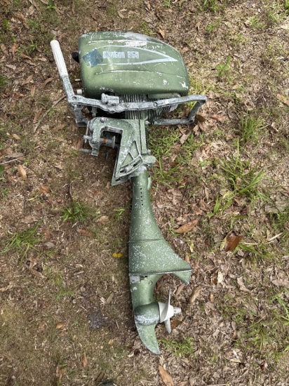 CLINTON 350 OUTBOARD MOTOR
