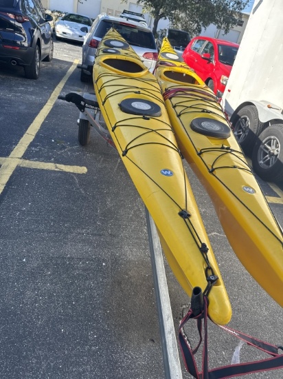 WILDERNESS TSUNAMI 175 SIT-INSIDE TOURING KAYAK