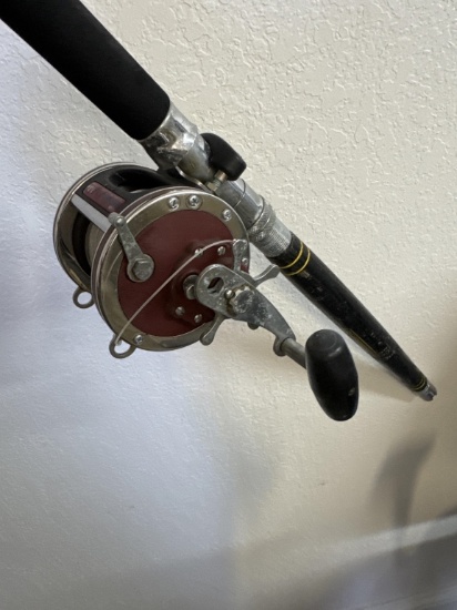 PENN 113H SENATOR 4/0 REEL & 6.5' ROD COMBO