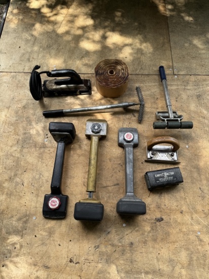 LOT CARPET INSTALL TOOLS