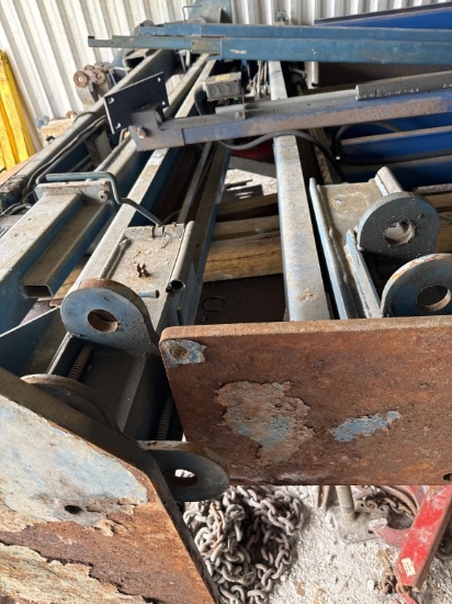 NUSSBAUM ELEC-HYDRAULIC POST VEHICLE LIFT