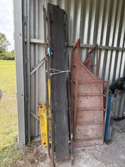 JACK THE GATEMAN SCISSOR GATE