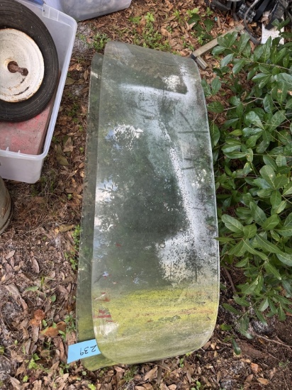 LOT (2) AUTO GLASS