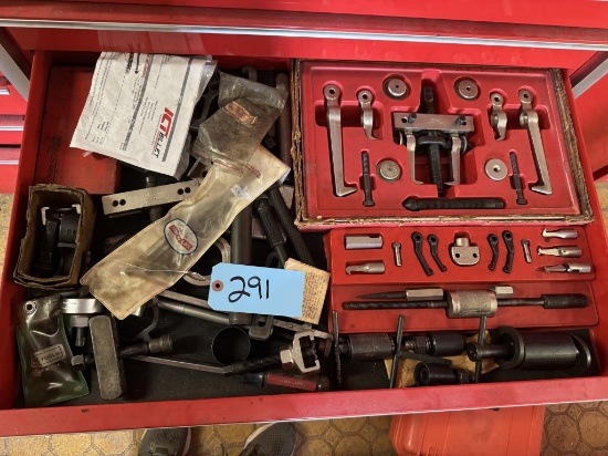 TOOL LOT DRAWER OF TOOLS (TOOLS ONLY NO TOOLBOX)