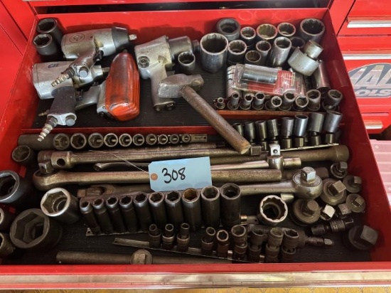 TOOL LOT DRAWER OF TOOLS (TOOLS ONLY NO TOOLBOX)