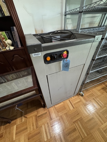 SEM COMMERCIAL PAPER SHREDDER