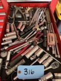 TOOL LOT DRAWER OF TOOLS (TOOLS ONLY NO TOOLBOX)
