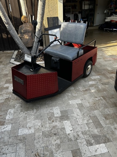 CUSHMAN MINUTE MISER ELECTRIC CART
